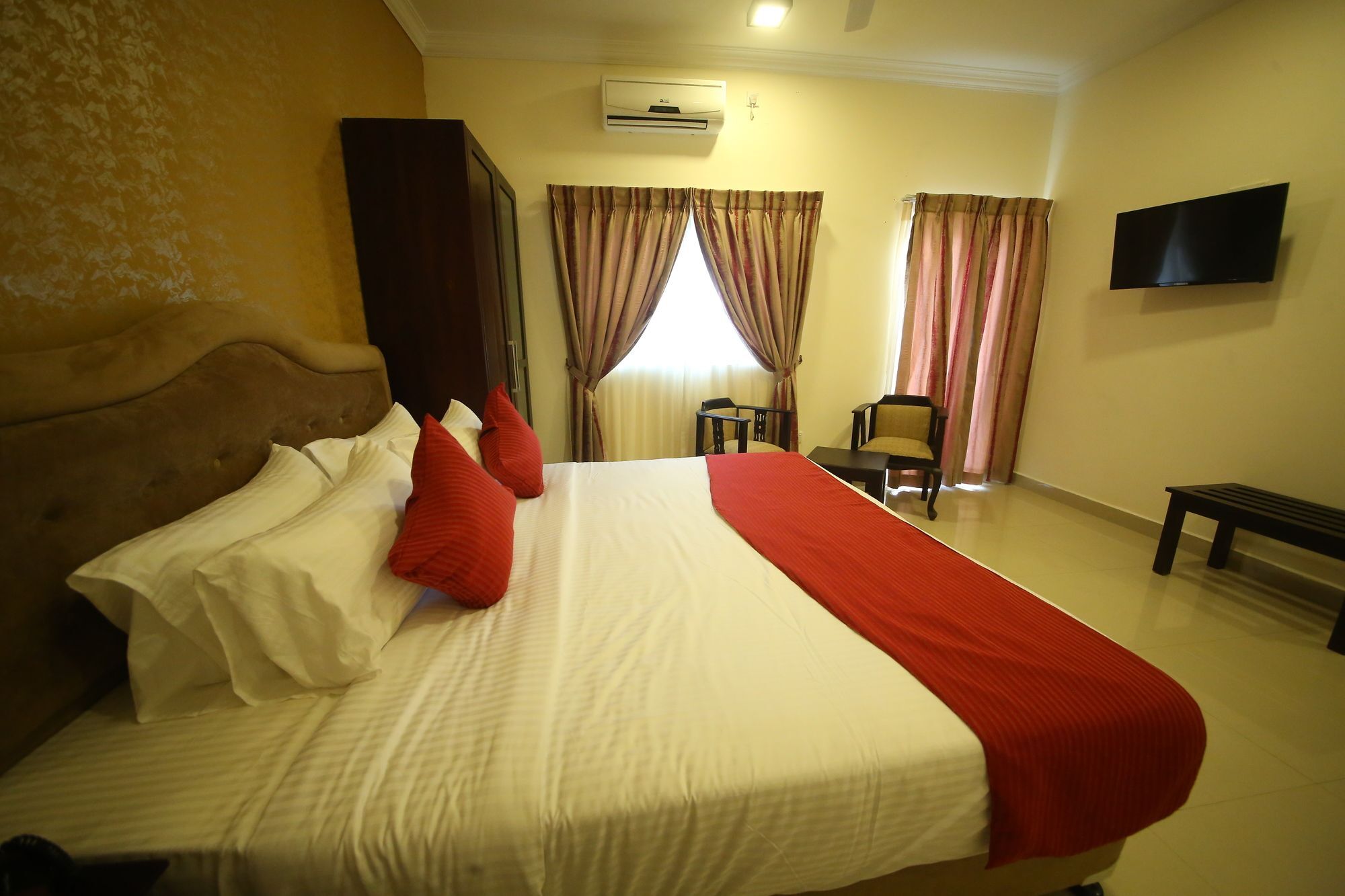Hotel Sunhill Mount Lavinia Dehiwala-Mount Lavinia Bagian luar foto